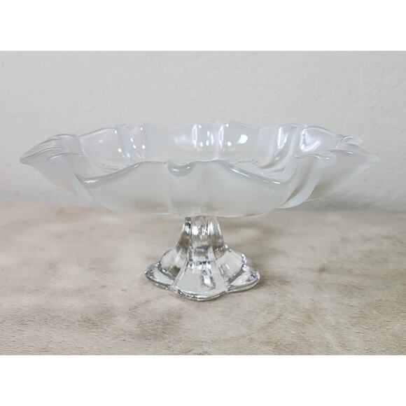 Mikasa Pedestal Footed Bon Candy Cookie Dish Clear Frosted Christmas 9 1/2" x 4" - Picture 5 of 14